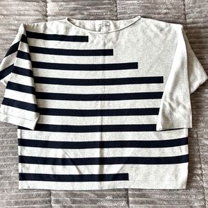 Vila Milano Women’s sweater gray w/blue stripes 3/4 sleeve large